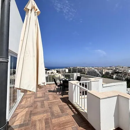 Apartment Elegant 2 Bedroom Penthouse In St Julians Stj411
