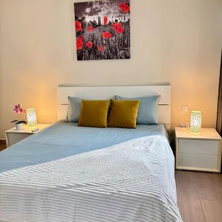 Elegant 2 Bedroom Penthouse In St Julians Stj411 Apartment Saint Julian's