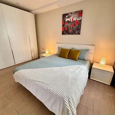 Elegant 2 Bedroom Penthouse In St Julians Stj411 * San Giuliano